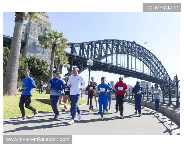 城市慢跑圈层形成带动周边服务业发展，城市跑步